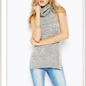 MINKPINK NWT turtleneck sleeveless low armhole XS